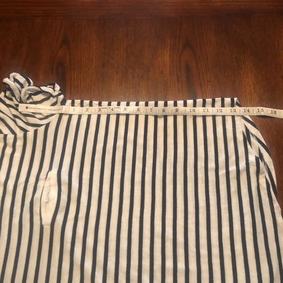 Basic HM Striped Top Large - Picture 8 of 8